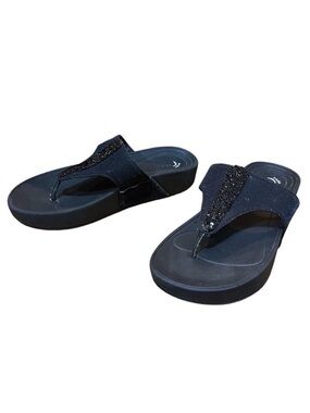 BareTraps Metallic Flip Flops Black Beaded Gem Flatform Platform Sparkly Sandals